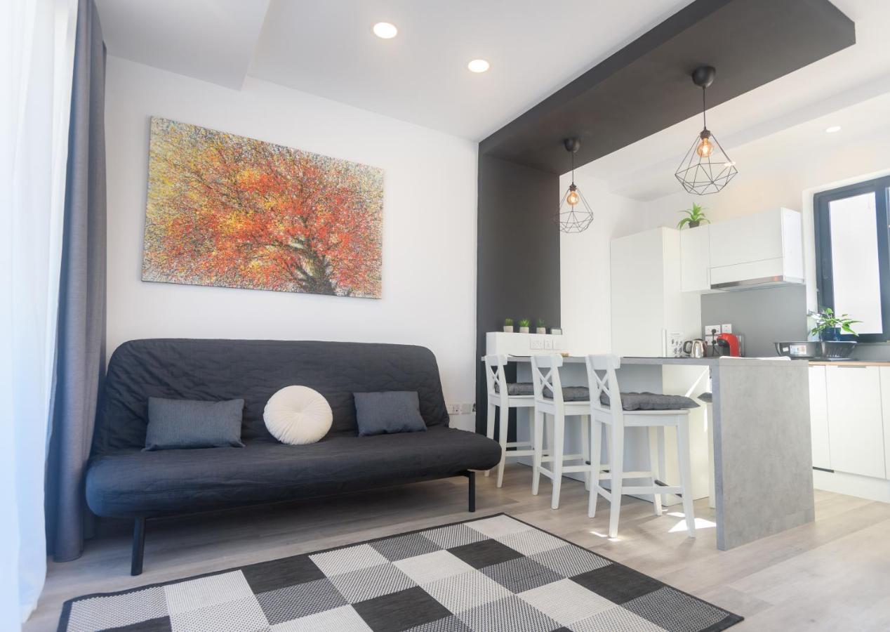 Sarah'S Penthouse In Sliema Apartment Bagian luar foto